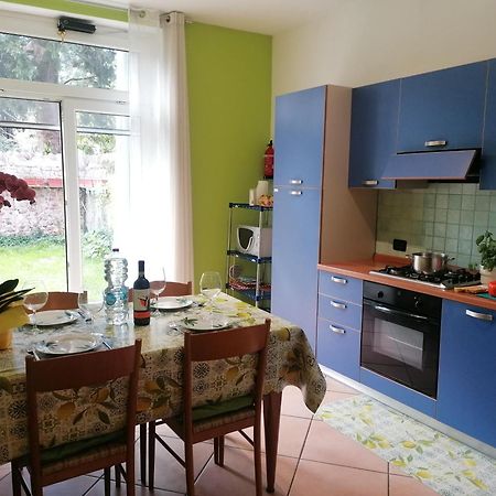 La Casa Di Marzia Appartement Bardolino Buitenkant foto